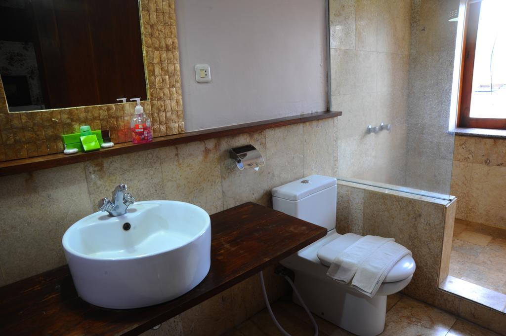 Tegal Panggung Guest House Jogjakarta Buitenkant foto