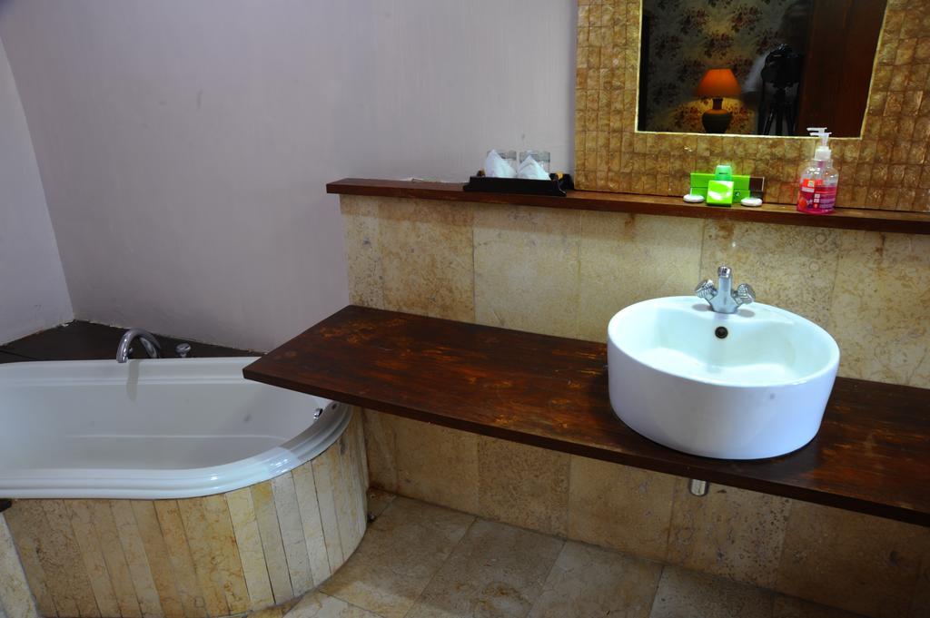 Tegal Panggung Guest House Jogjakarta Buitenkant foto