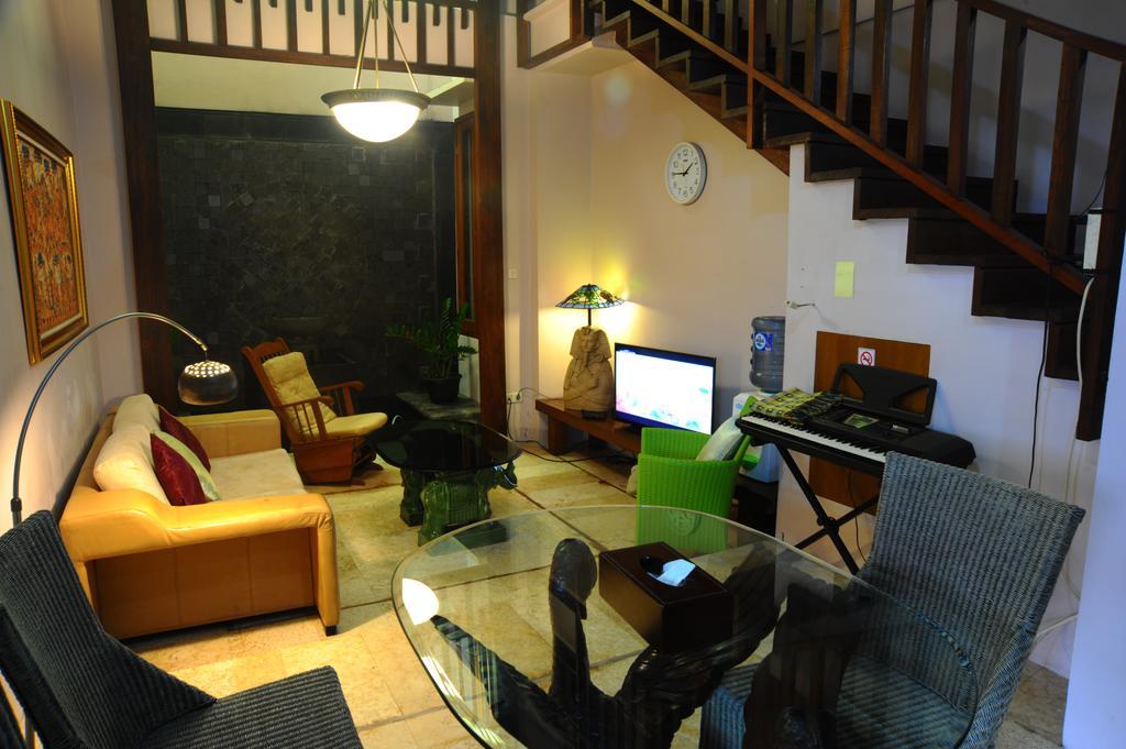 Tegal Panggung Guest House Jogjakarta Buitenkant foto