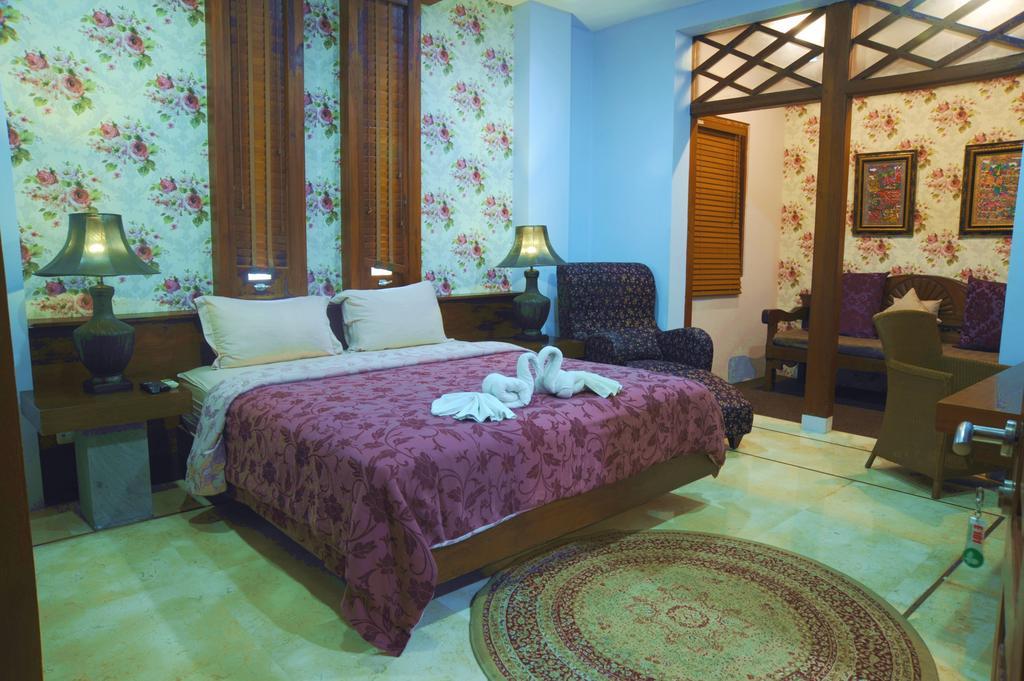 Tegal Panggung Guest House Jogjakarta Buitenkant foto